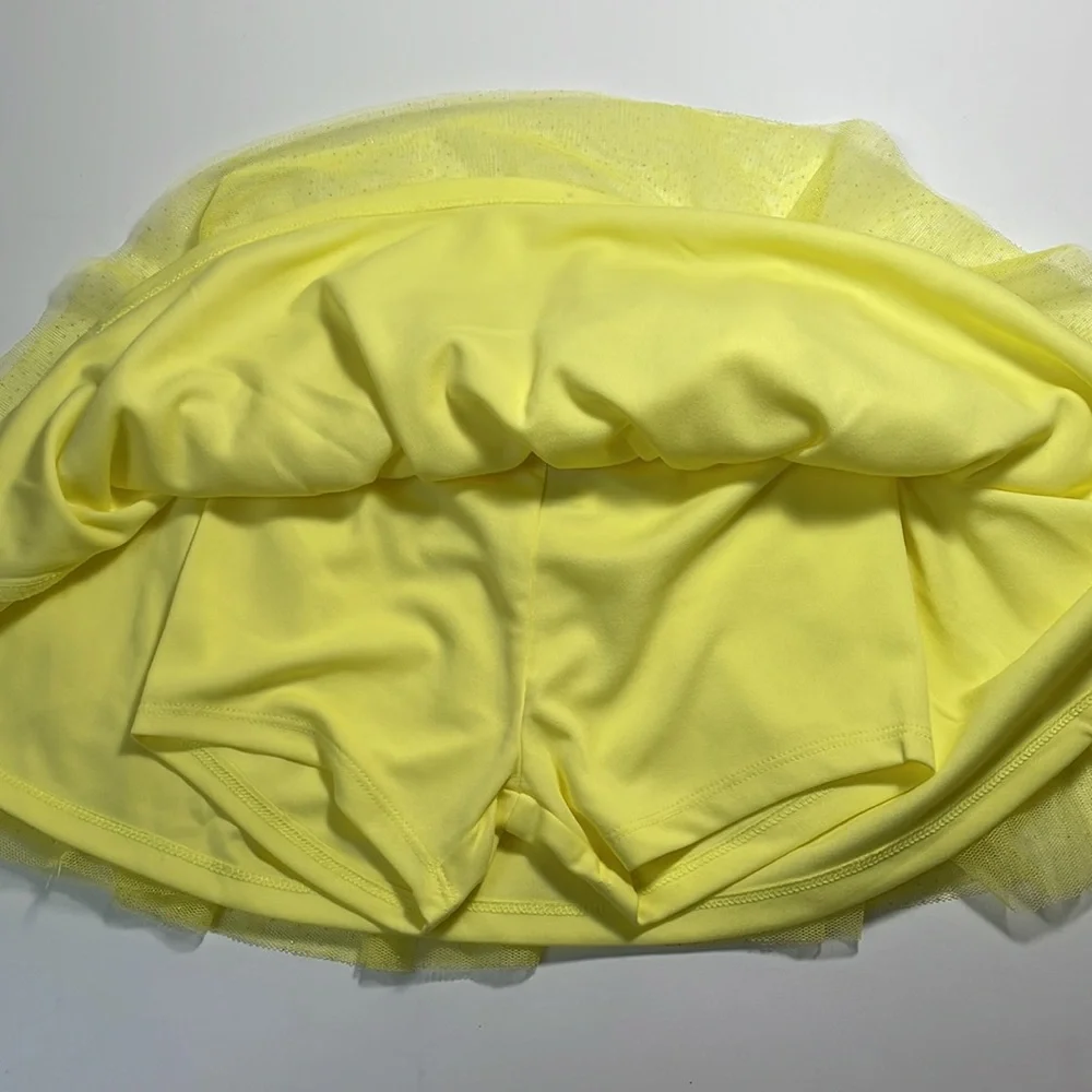 NWOT Disney Princess Screen Print Tee With Yellow Tulles Skort Size 3T - Picture 5 of 5